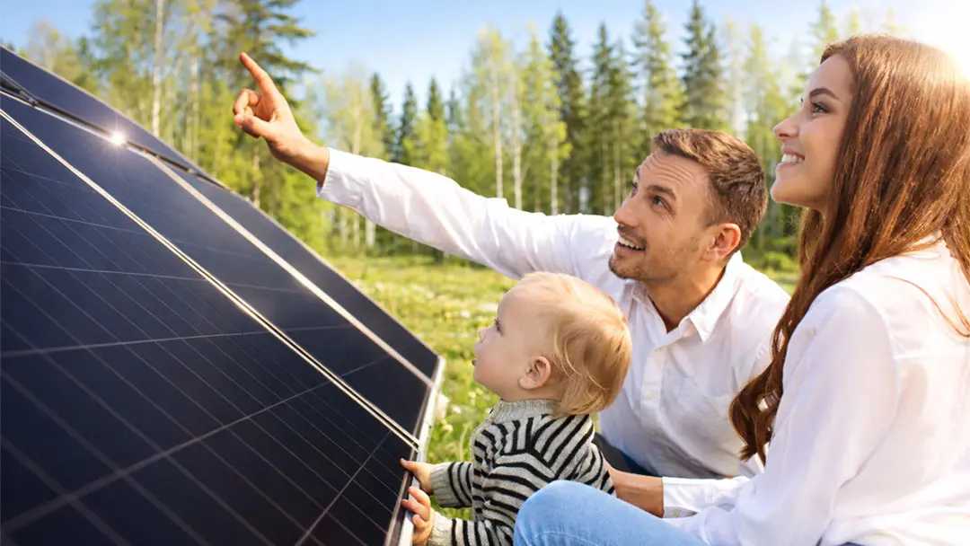 Kevät on paras aika hankkia aurinkopaneelit – kesä tuottaa jo heti