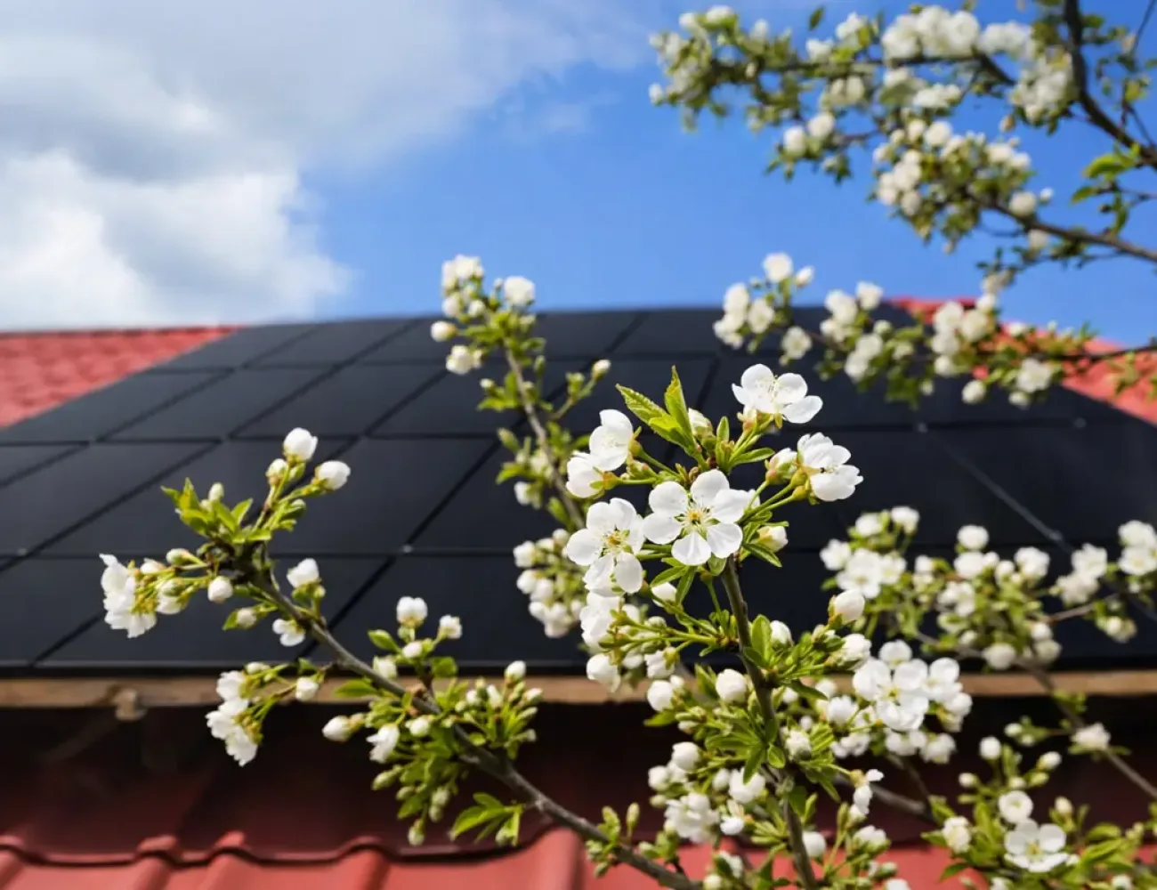 Älykäs akkupaketti kotiin – säästä pörssisähkön hintapiikeissä